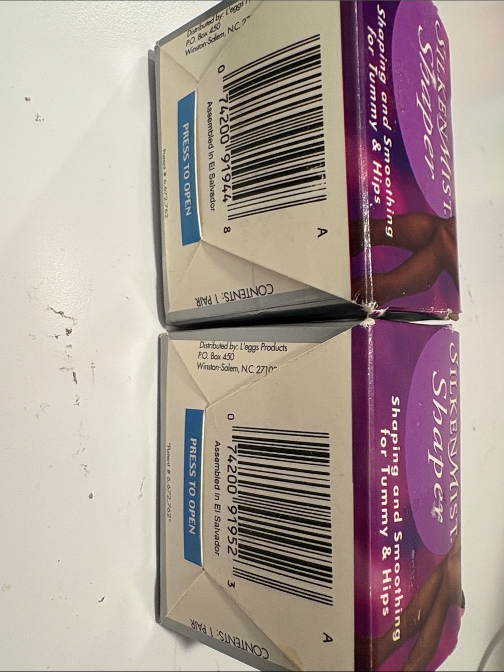 L’eggs SilkenMist Shaper All Over Shaping Pantyhose- Black & Nude Size B - Picture 3 of 3